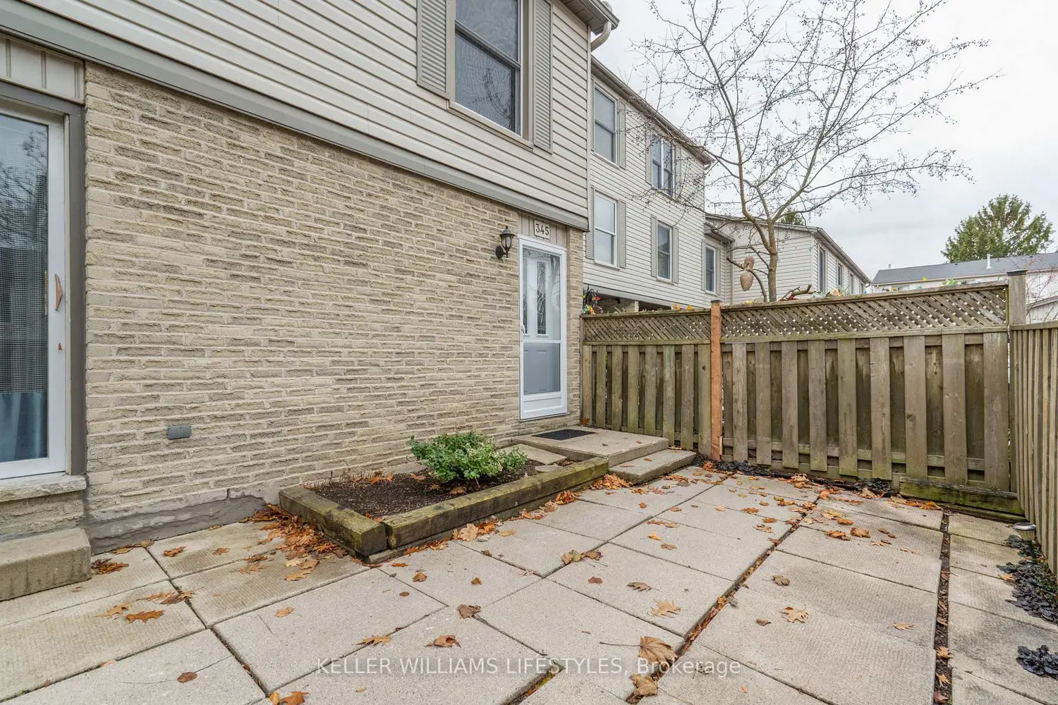 Additional image 3 of 345 Everglade Crescent