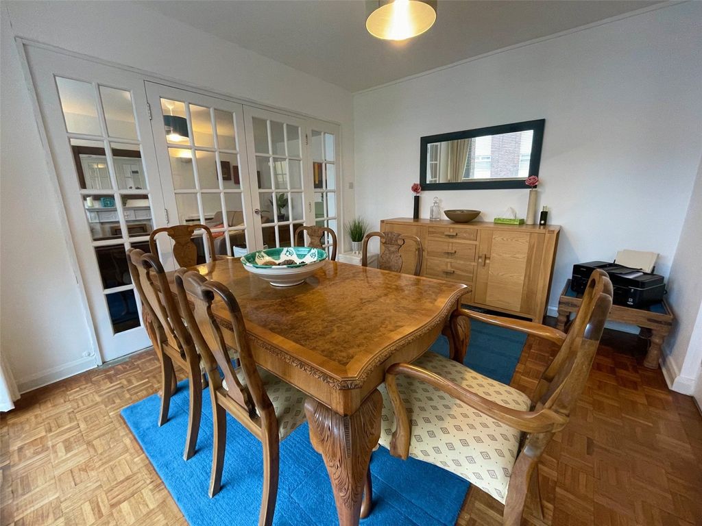 Additional image 13 of 2 bed flat for saleQueens Road, Wilmslow, Cheshire SK9
