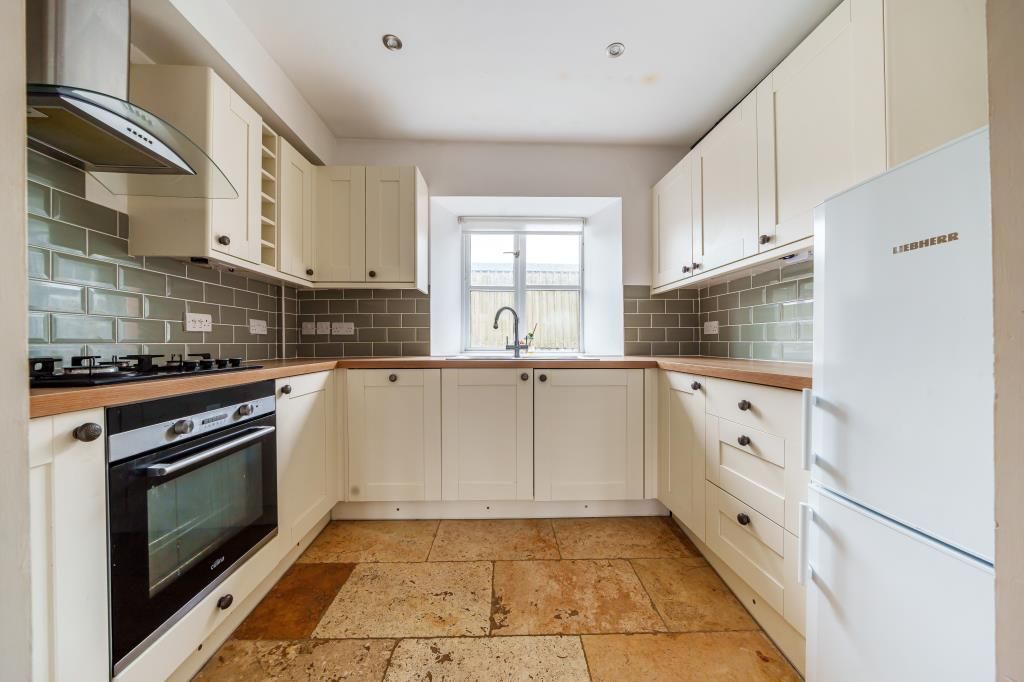 Additional image 3 of 2 bed flat for saleWitney, Oxfordshire OX28