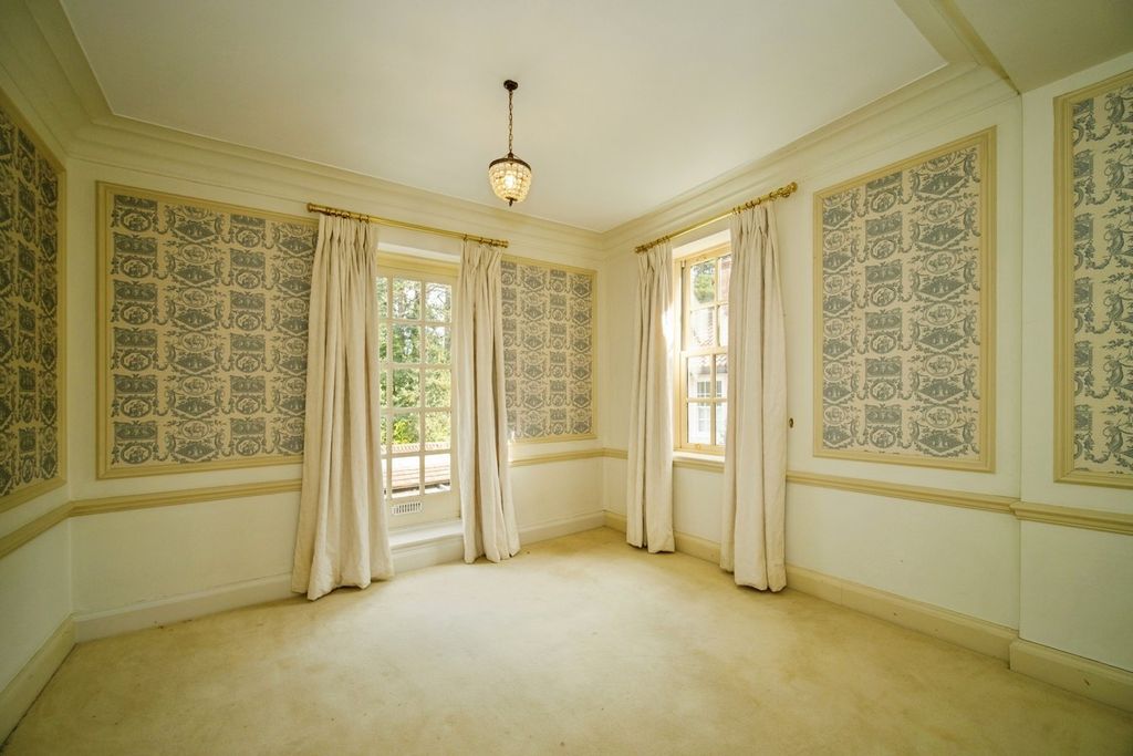 Additional image 14 of 3 bed flat for saleLondon Road, Sunningdale, Ascot SL5