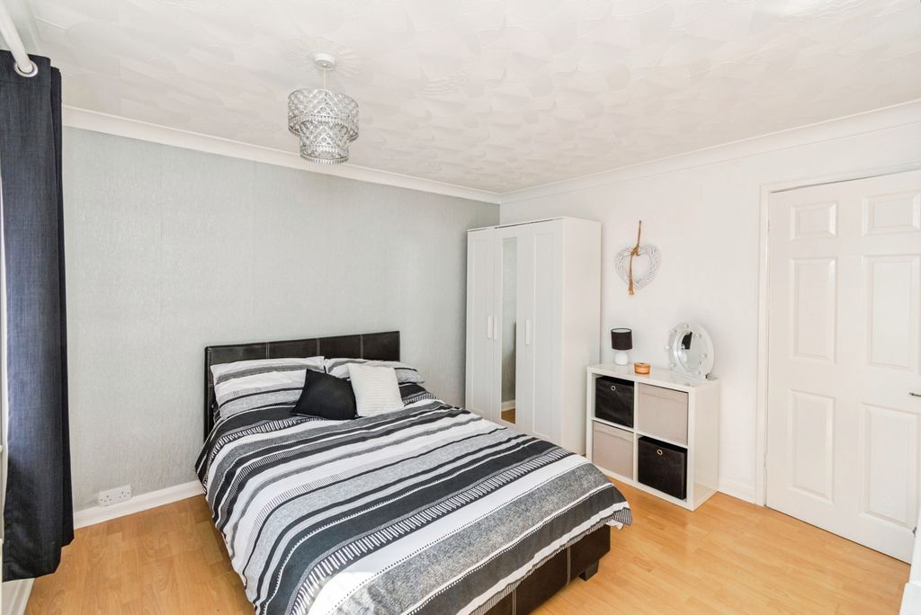 Additional image 9 of 4 bed terraced house for saleBlakeney Road, Southampton, Hampshire SO16