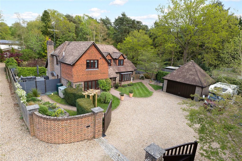 Additional image 33 of 4 bed detached house for saleKiln Ride, Finchampstead, Wokingham RG40