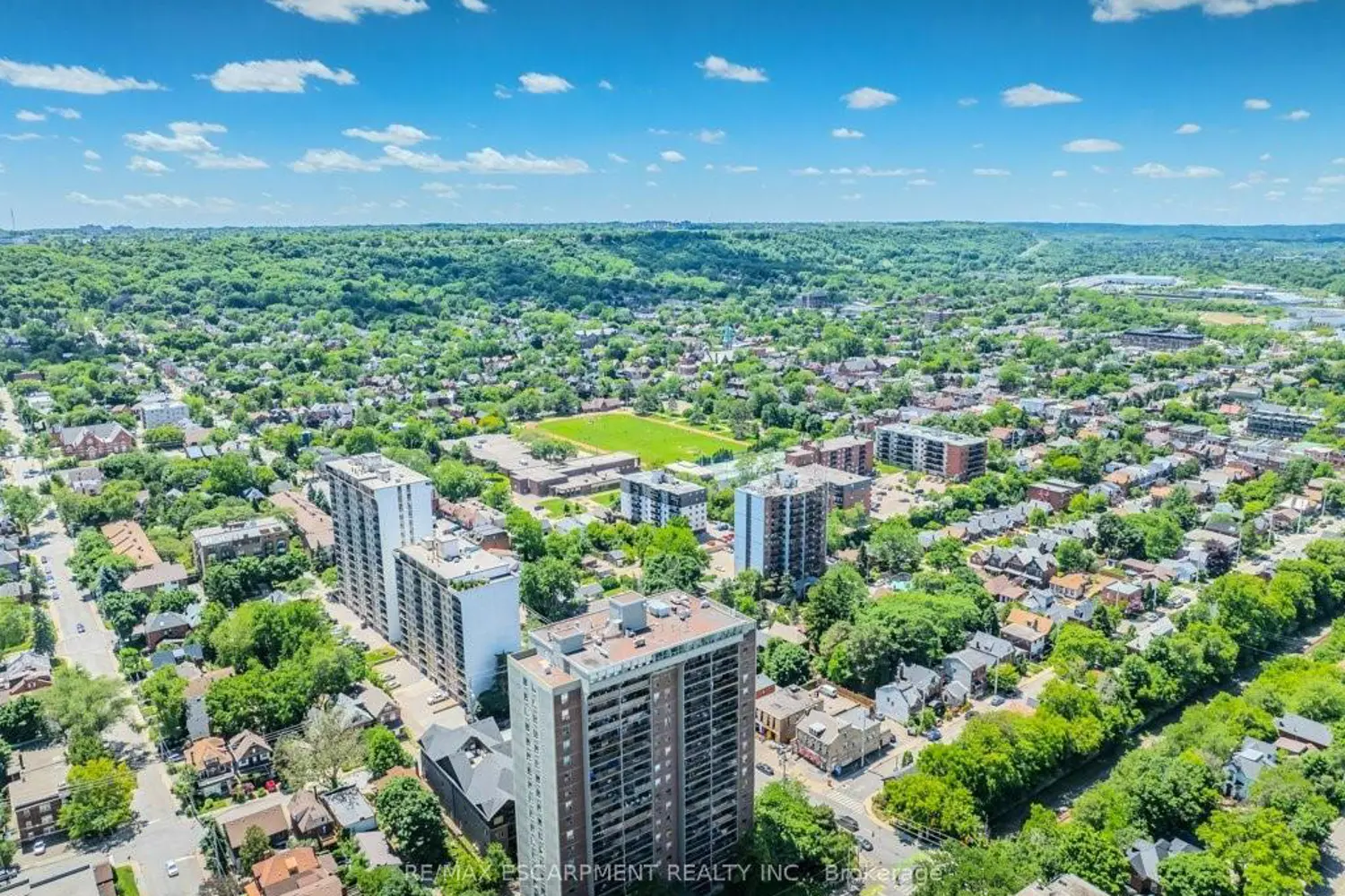 Additional image 17 of 67 Caroline Street 302 (B)