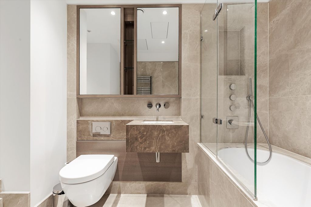 Additional image 7 of 3 bed flat for saleRichmond Hill, Richmond TW10