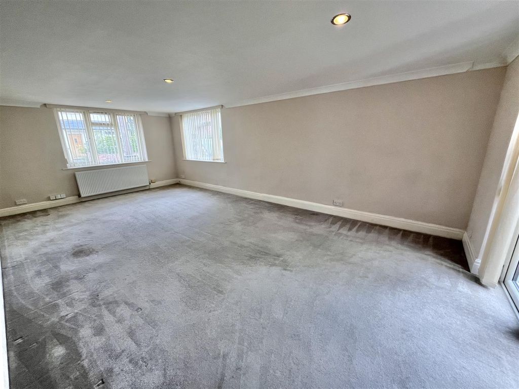 Additional image 14 of 2 bed flat for saleBeech Grove, Wilmslow SK9