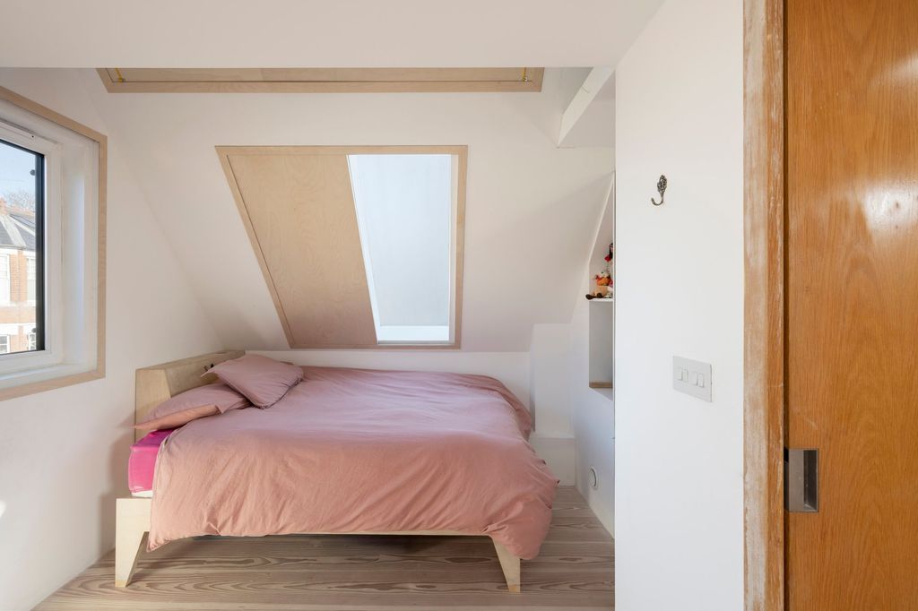 Additional image 16 of 4 bed link detached house for saleKew House, Kew TW9