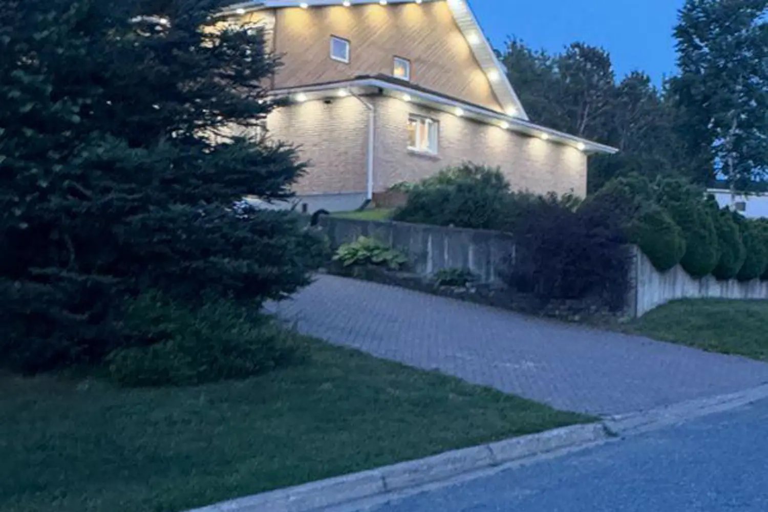 Additional image 13 of 17 Furlong Street