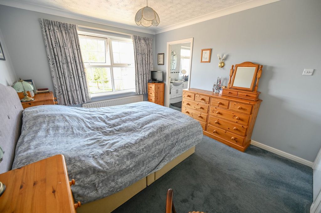 Additional image 6 of 4 bed detached house for saleCannon Hill Gardens, Wimborne BH21