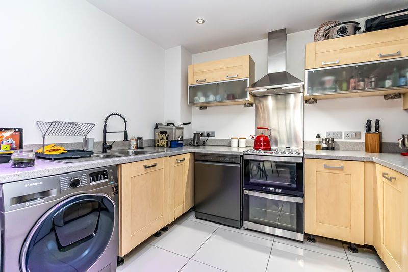 Additional image 18 of 2 bed flat for saleGisors Road, Southsea PO4