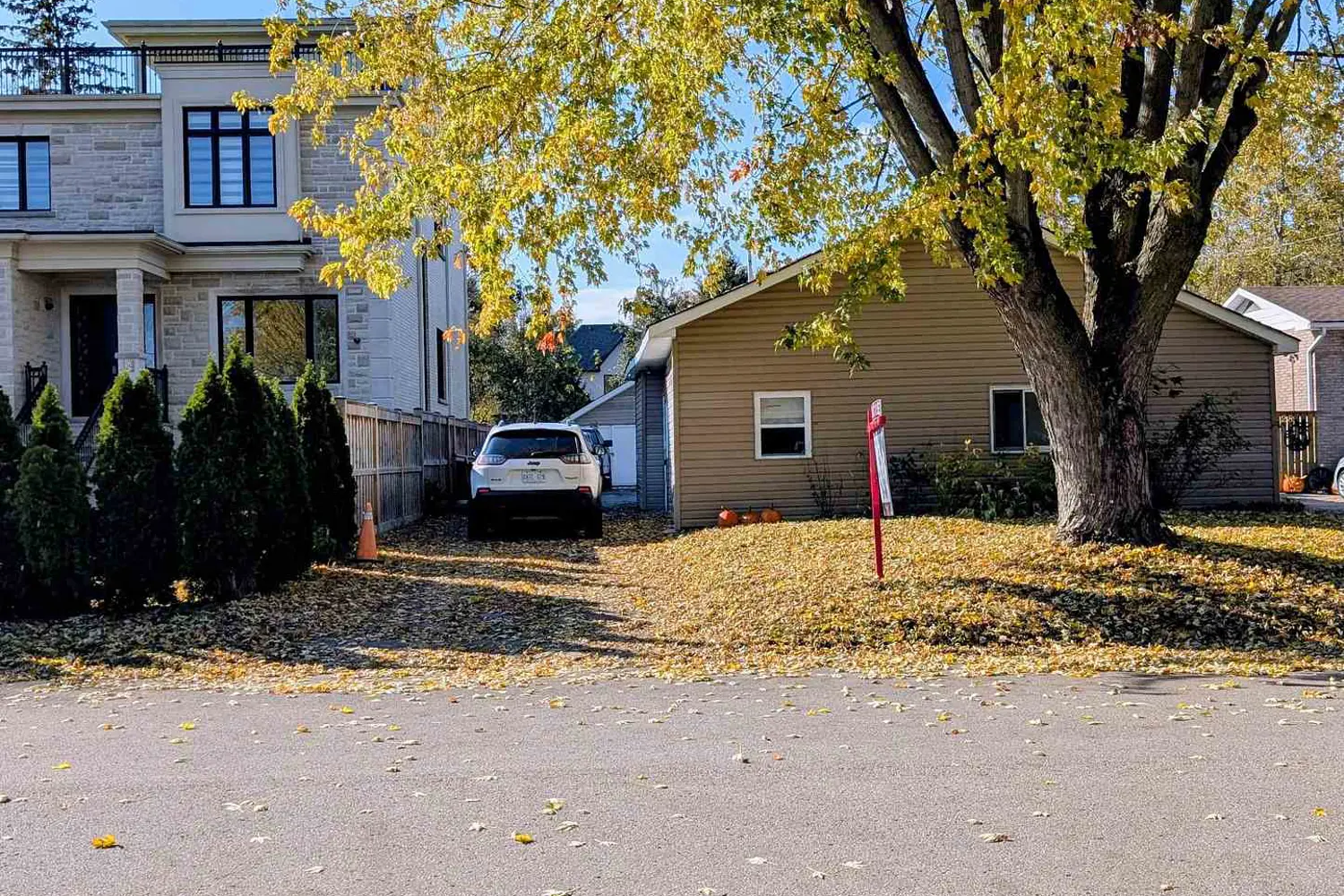 26 River Drive