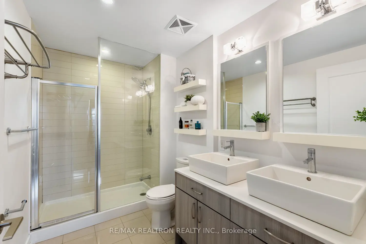 Additional image 10 of 9205 Yonge Street 501