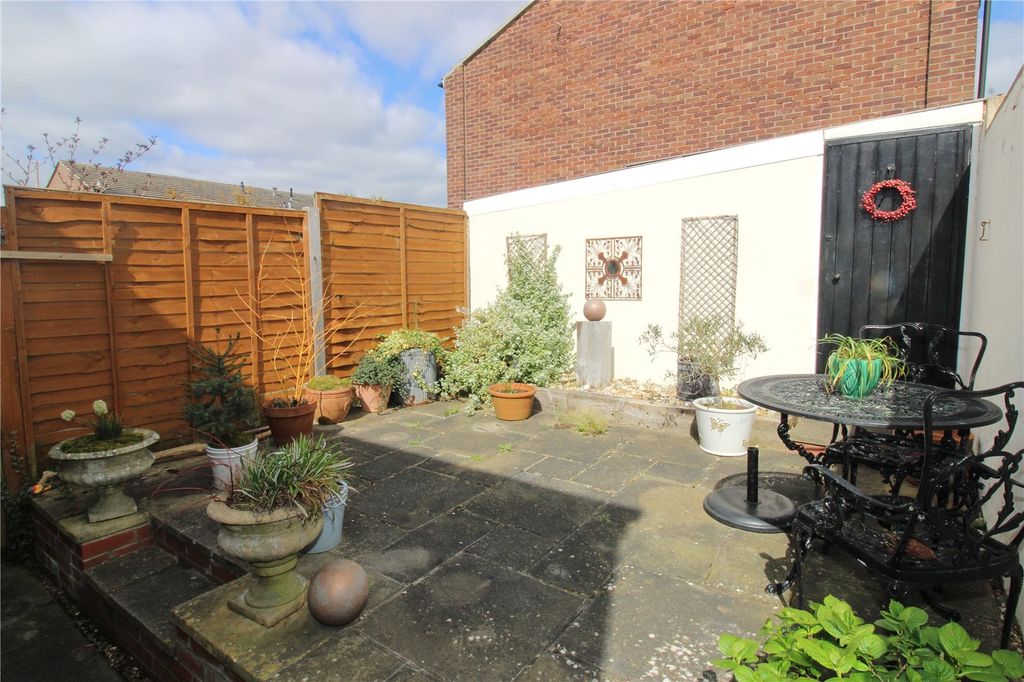 Additional image 15 of 2 bed end terrace house for saleSouthampton Road, Portsmouth, Hampshire PO6