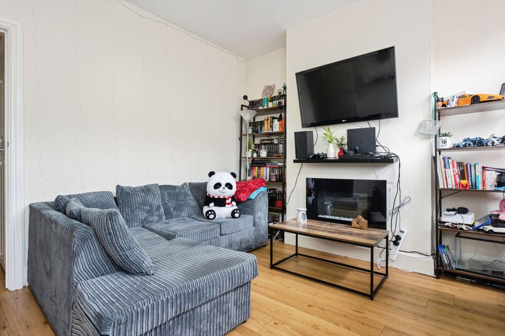 Additional image 2 of 3 bed terraced house for saleAshby Road, Coalville LE67