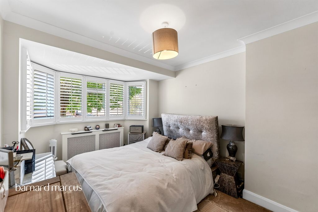 Additional image 18 of 4 bed terraced house for saleKingshill Avenue, Worcester Park KT4