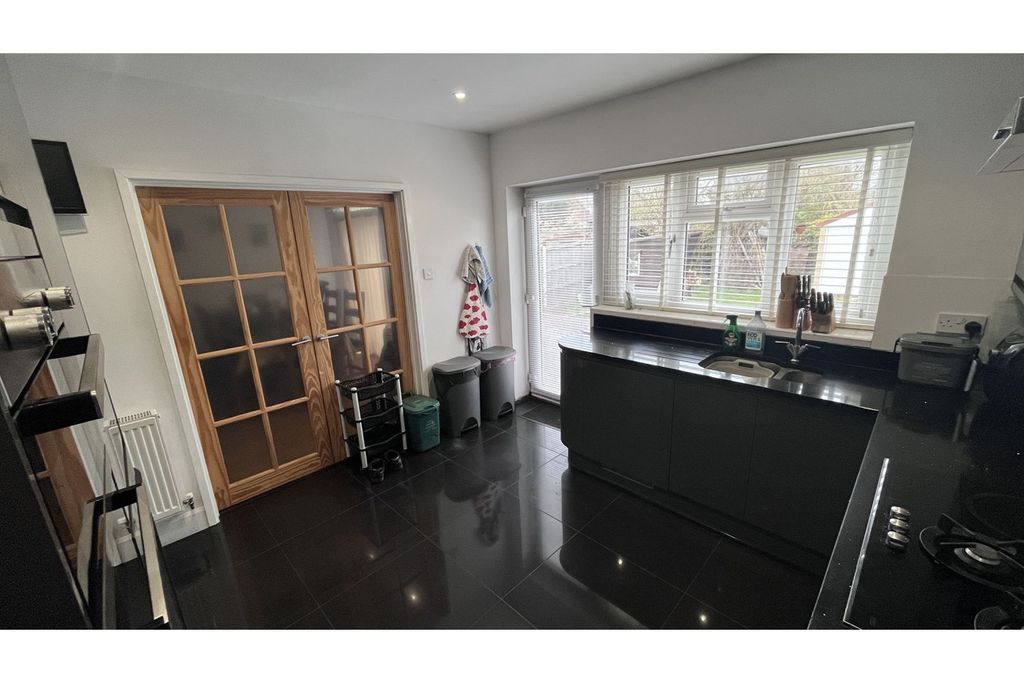 Additional image 12 of 4 bed detached house for saleGuernsey Gardens, Wickford SS11