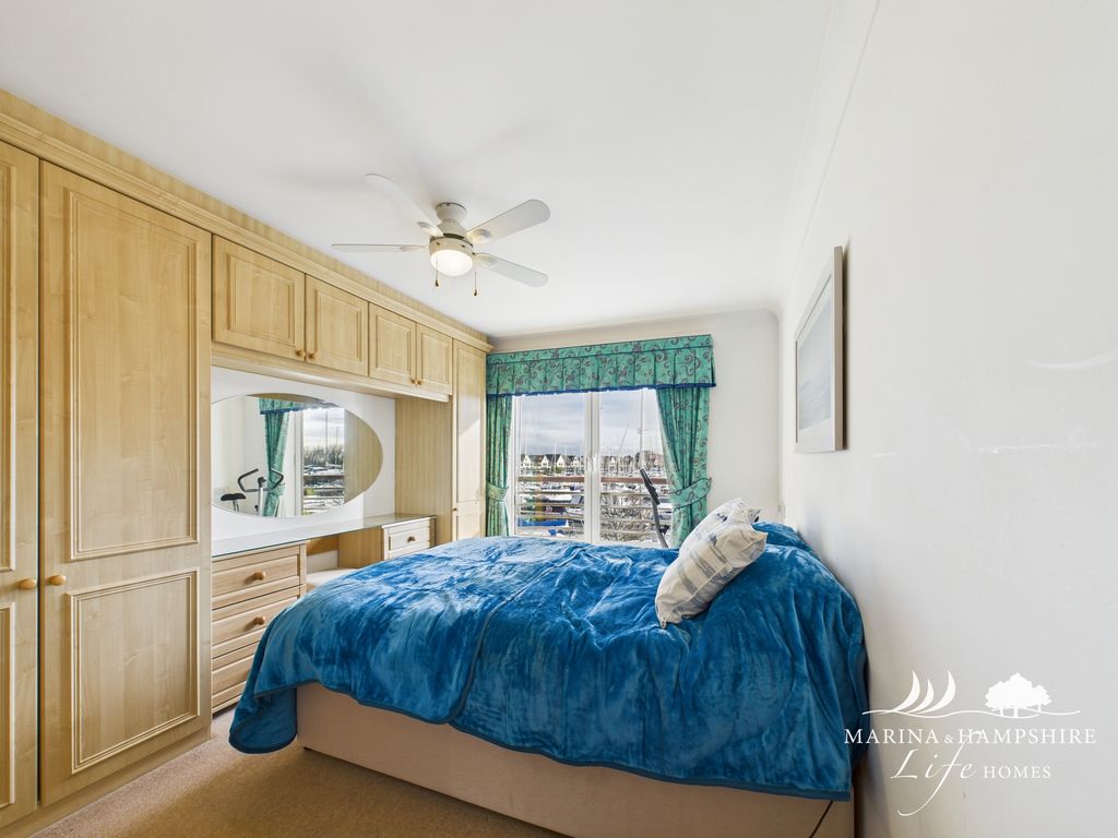 Additional image 10 of 2 bed flat for saleLock Approach, Port Solent PO6