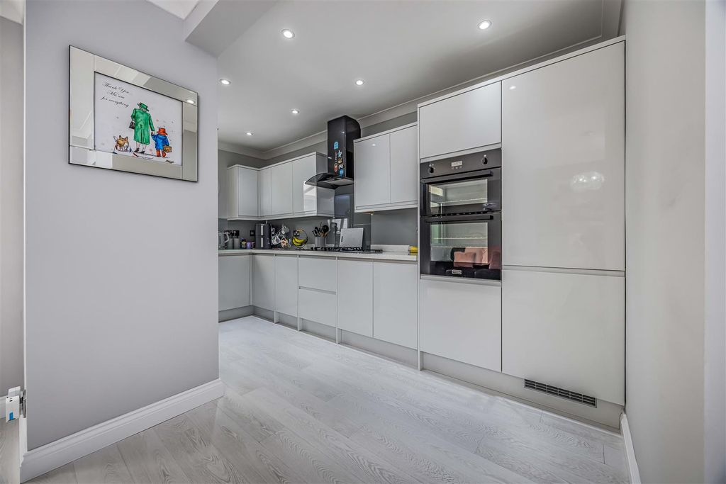 Additional image 2 of 3 bed terraced house for saleMagdalen Road, Portsmouth PO2