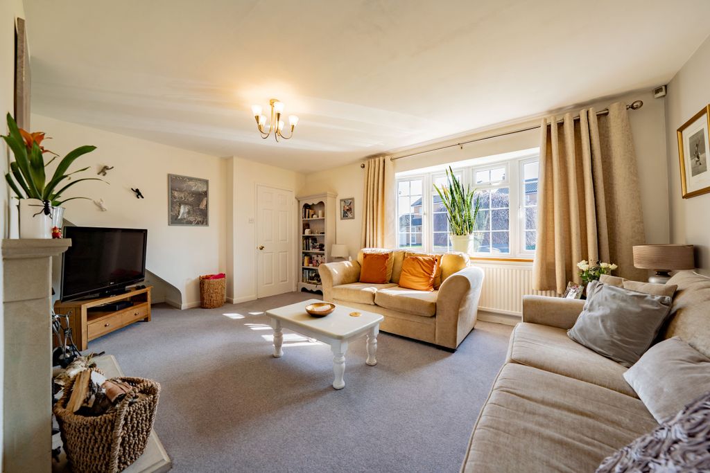 Additional image 3 of 4 bed detached house for saleCrofters Close, Glenfield, Leicester, Leicestershire LE3