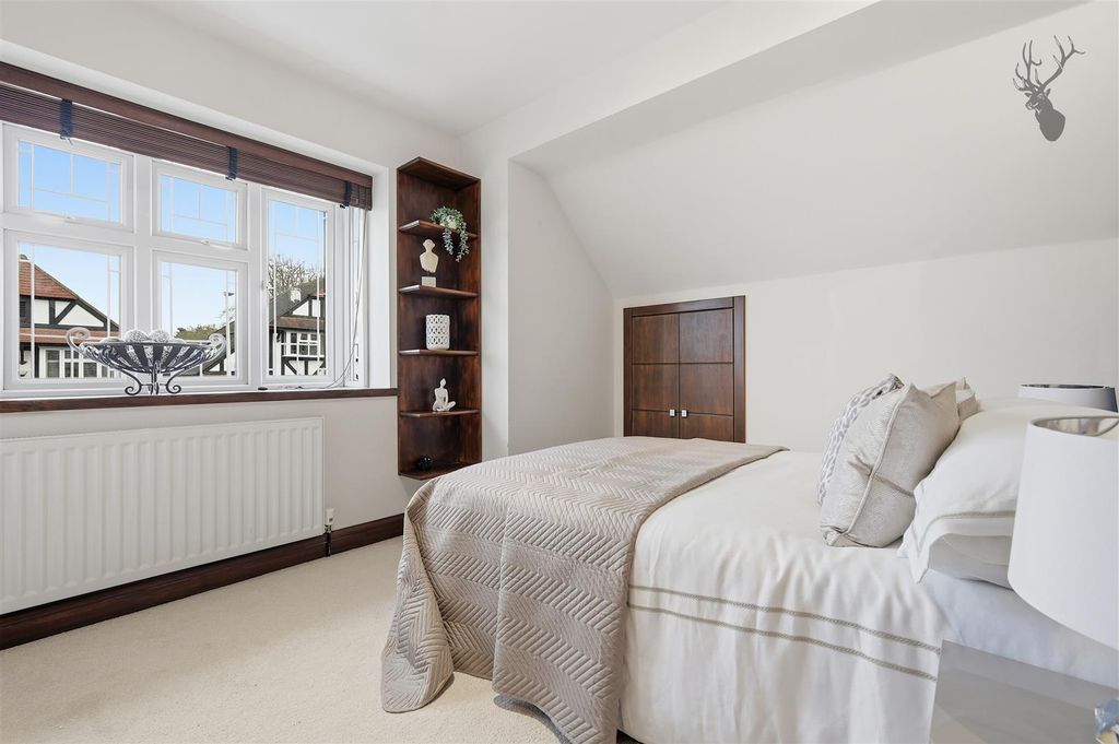 Additional image 28 of 4 bed detached house for saleThe Glade, Woodford Green IG8