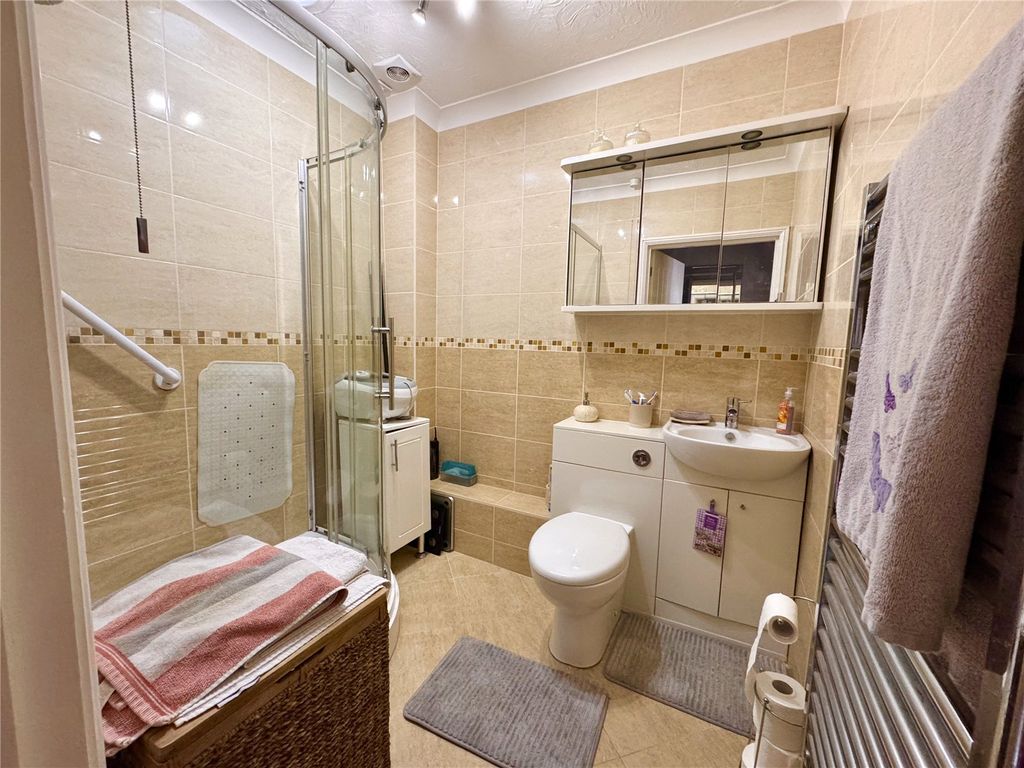 Additional image 7 of 1 bed flat for saleBelmore Lane, Lymington, Hampshire SO41