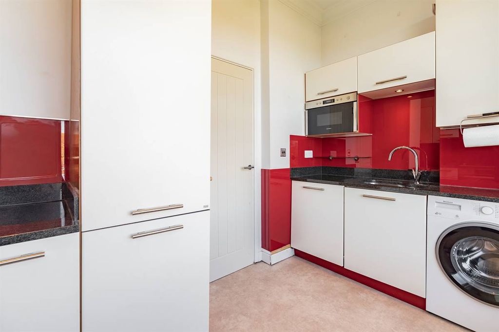 Additional image 6 of 2 bed flat for saleGraystone Road, Tankerton, Whitstable CT5