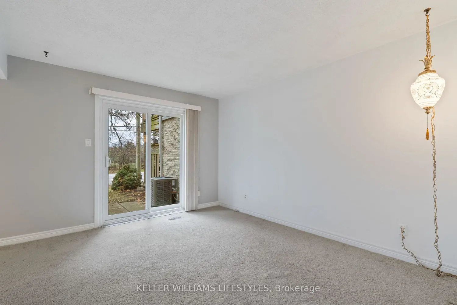Additional image 10 of 345 Everglade Crescent