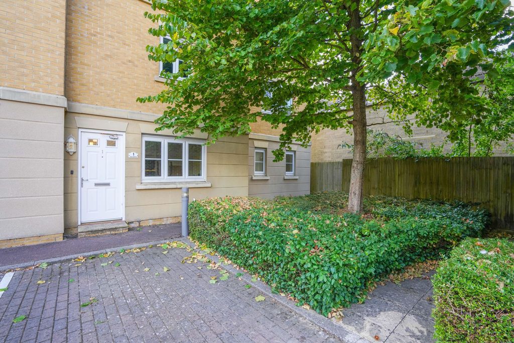Additional image 12 of 2 bed flat for salePriory Mill Lane, Witney OX28