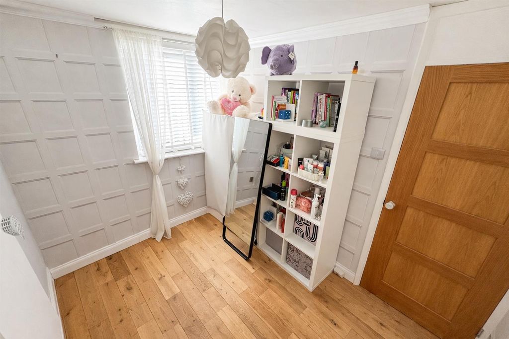 Additional image 16 of 4 bed town house for saleCarron Close, Corby NN17