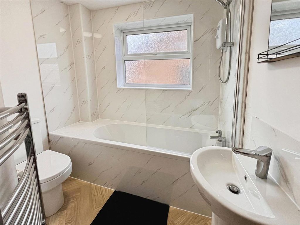 Additional image 6 of 3 bed semi-detached house for saleCannam Close, Whetstone, Leicester LE8