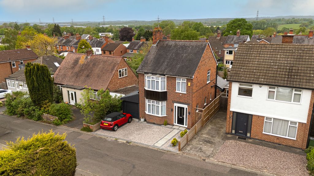 3 bed detached house for salePine Road, Glenfield LE3