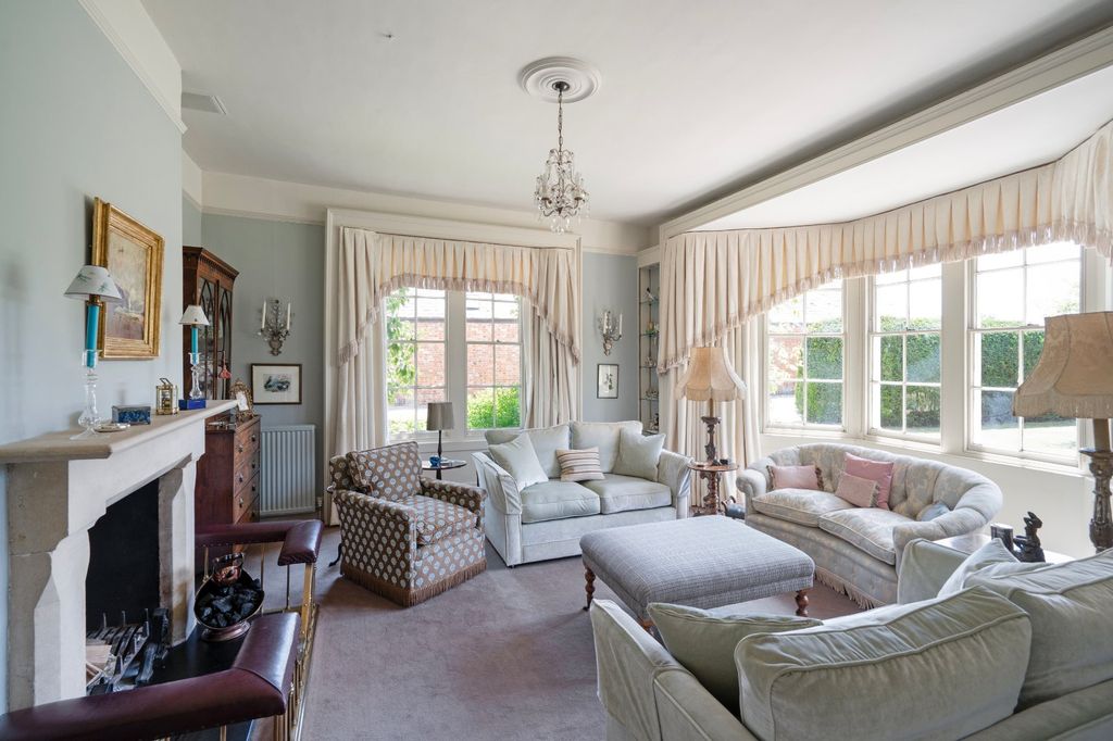 Additional image 2 of 7 bed detached house for saleSouth Leigh, Witney, Oxfordshire OX29