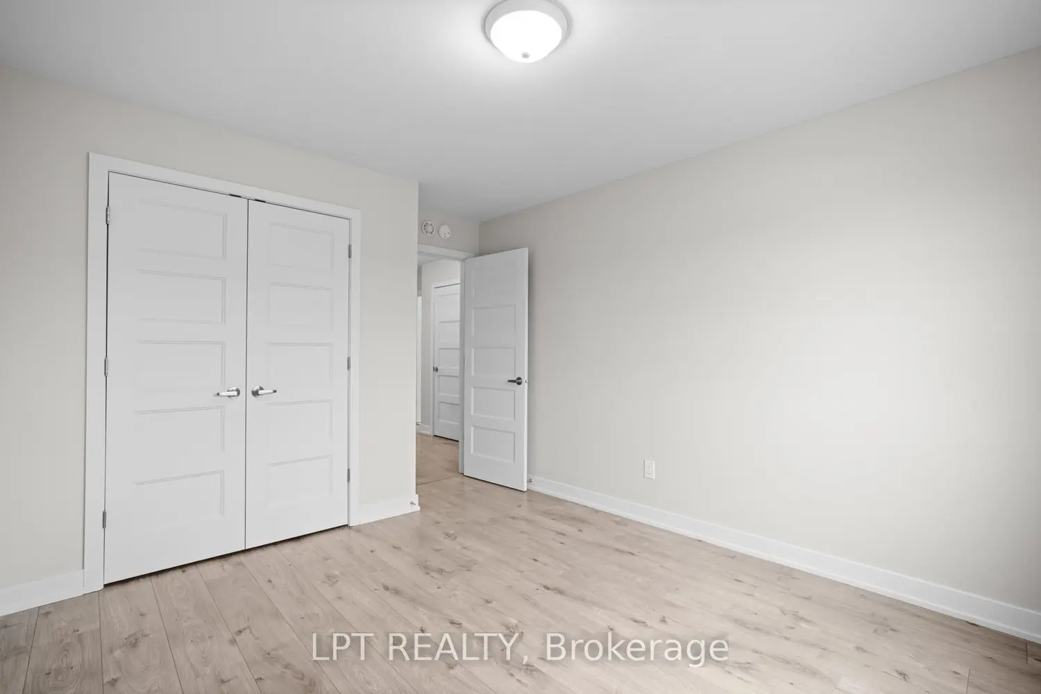 Additional image 6 of 75 Chateauguay Street