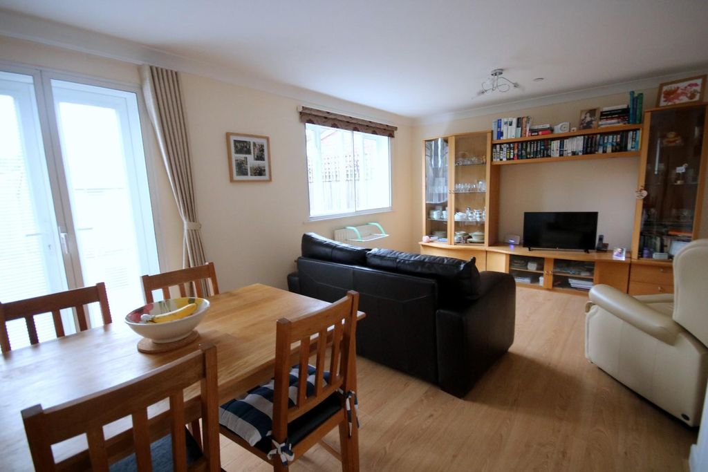 Additional image 3 of 3 bed end terrace house for saleRowan Close, Ashford TW15