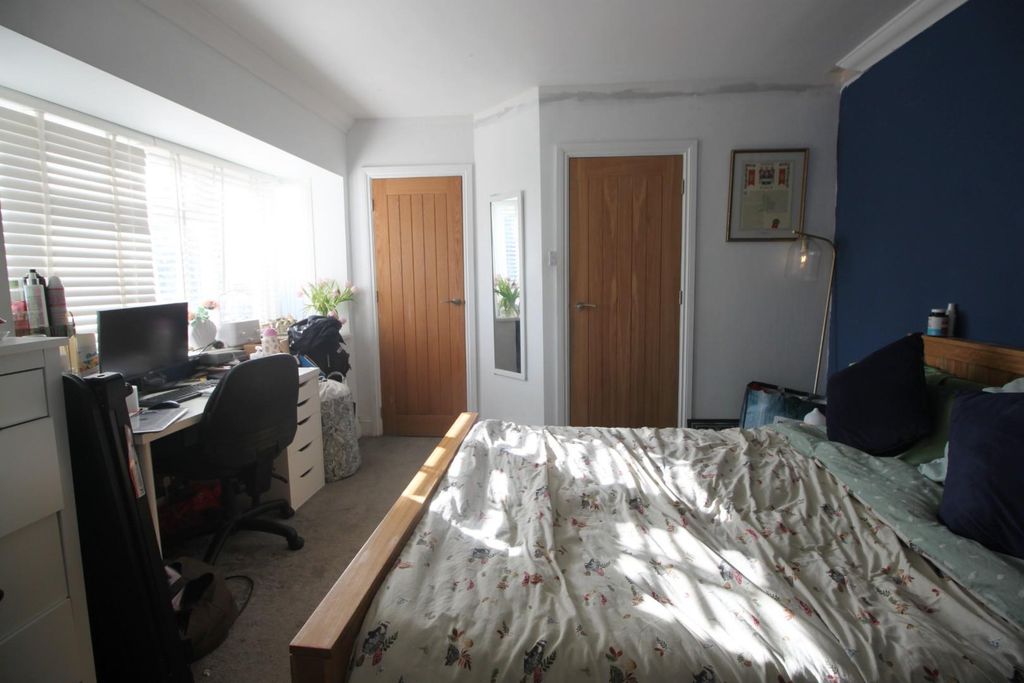 Additional image 12 of 3 bed detached bungalow for saleFirtree Way, Southampton SO19