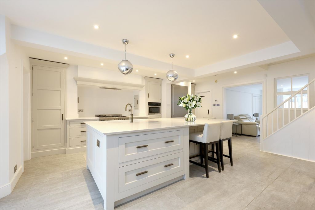 Additional image 5 of 5 bed town house for saleKings Road, Windsor, Berkshire SL4