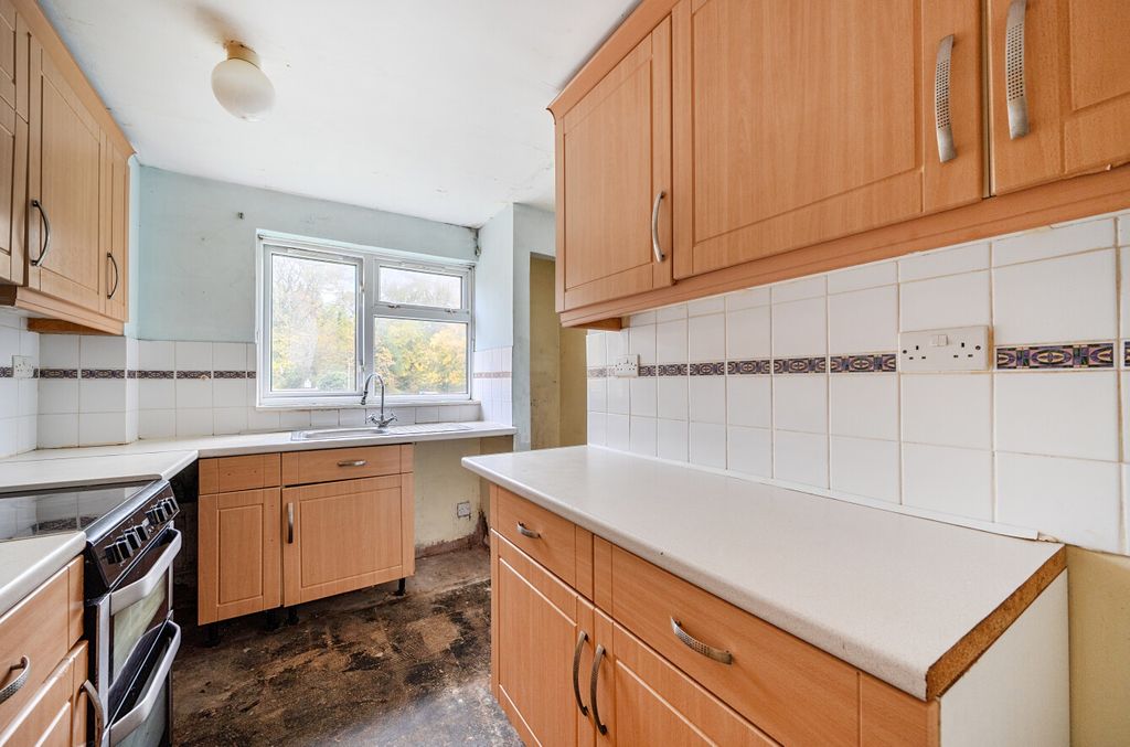 Additional image 8 of 3 bed maisonette for salePatten Ash Drive, Wokingham, Berkshire RG40