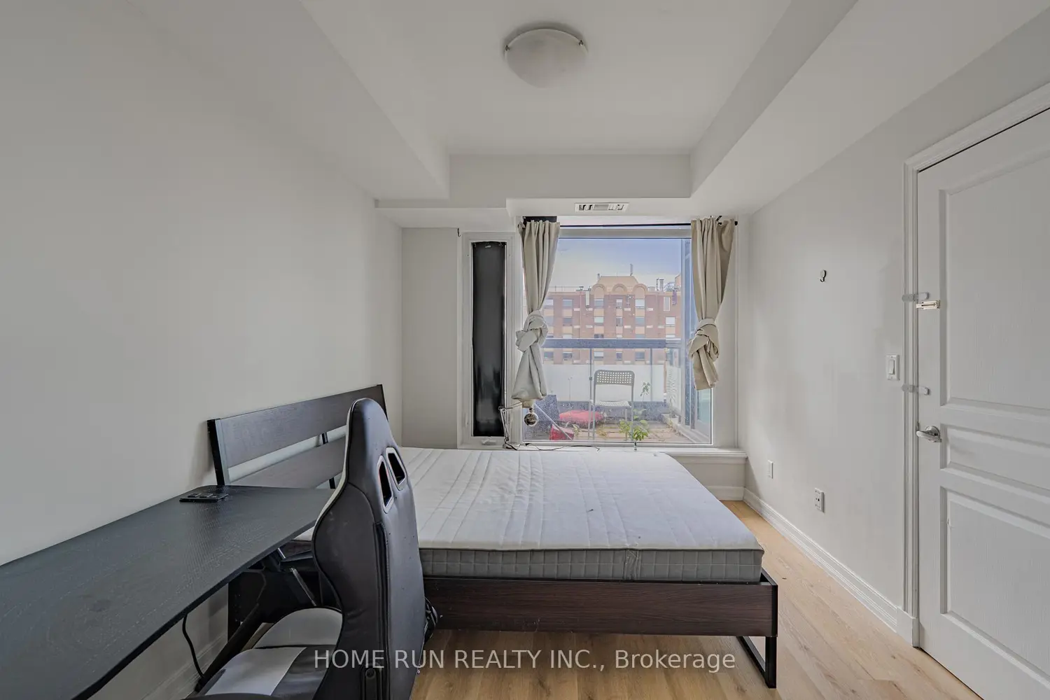 Additional image 6 of 238 Besserer Street 1407