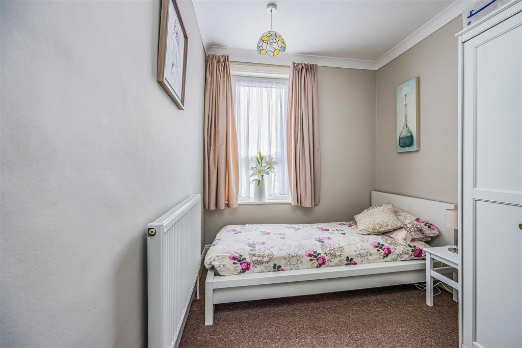 Additional image 18 of 3 bed semi-detached house for saleBaffins Road, Portsmouth PO3