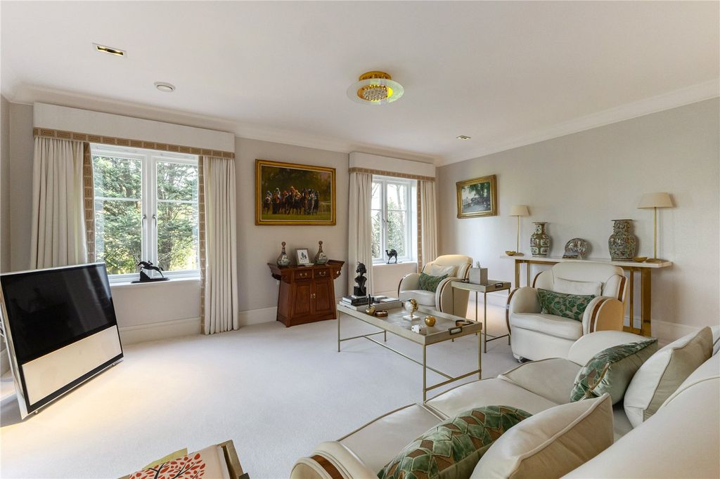 Additional image 5 of 2 bed flat for saleDevenish Road, Sunningdale, Berkshire SL5
