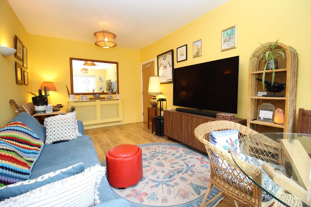 Additional image 4 of 1 bed flat for saleBelmont Road, Southampton SO17