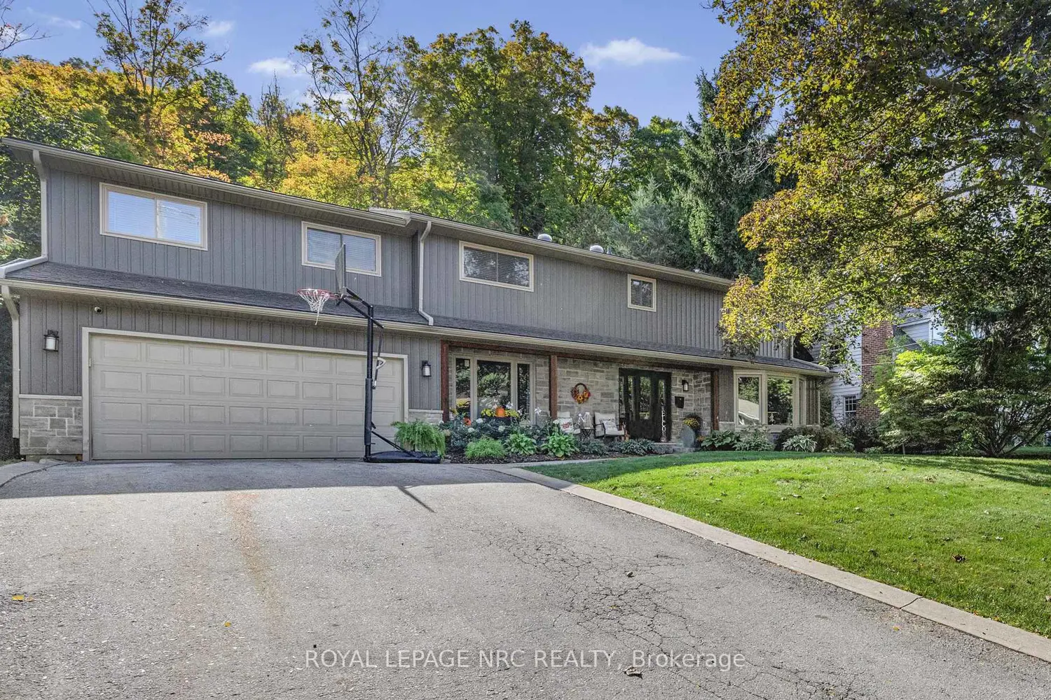 94 Dorchester Drive