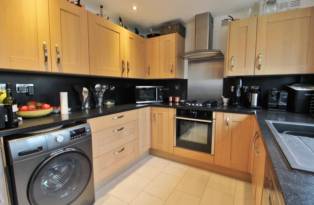 Additional image 9 of 4 bed detached house for saleEdenbridge Road, Southsea PO4