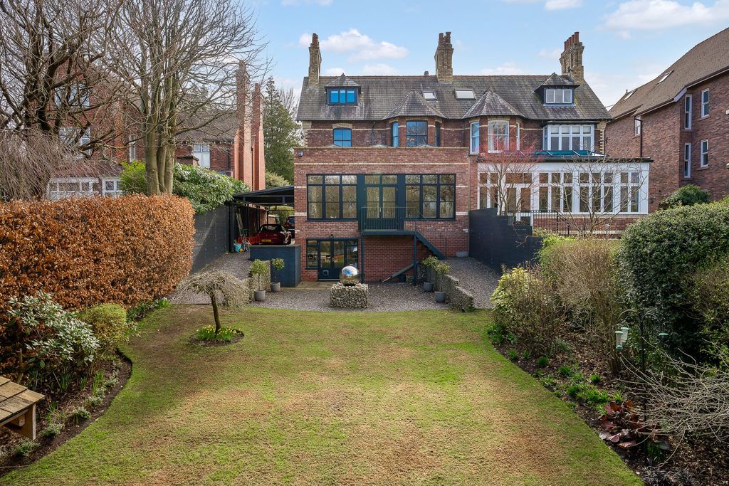 Additional image 3 of 4 bed semi-detached house for saleHawthorn Lane, Wilmslow SK9