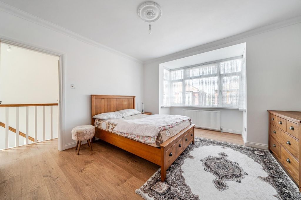 Additional image 11 of 3 bed semi-detached house for saleCompton Road, Portsmouth PO2