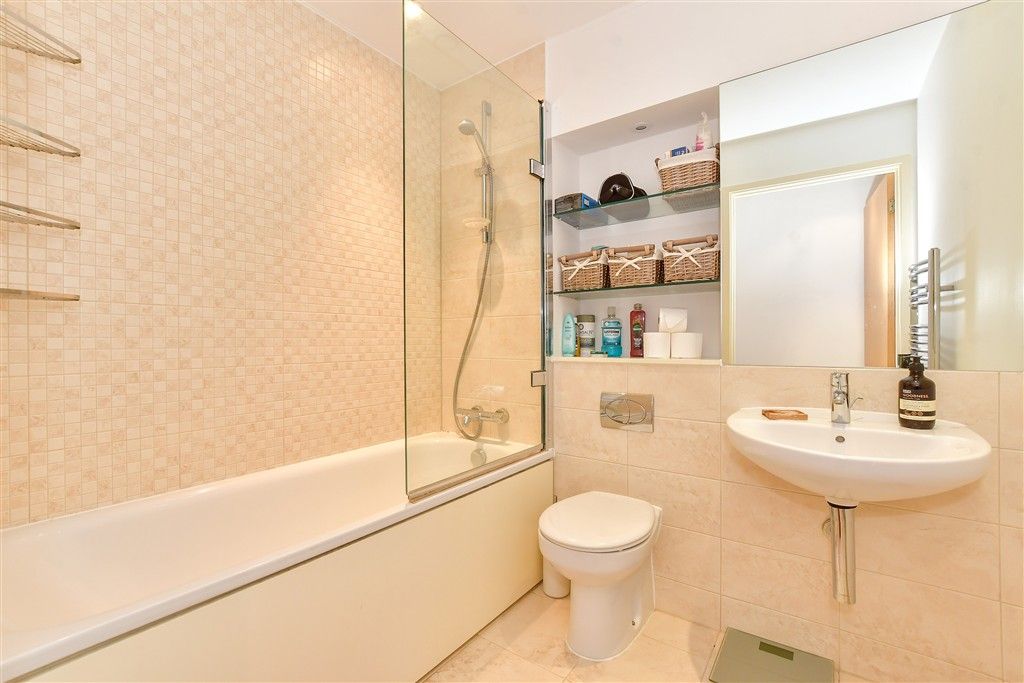 Additional image 10 of 2 bed flat for saleCross Street, Portsmouth, Hampshire PO1
