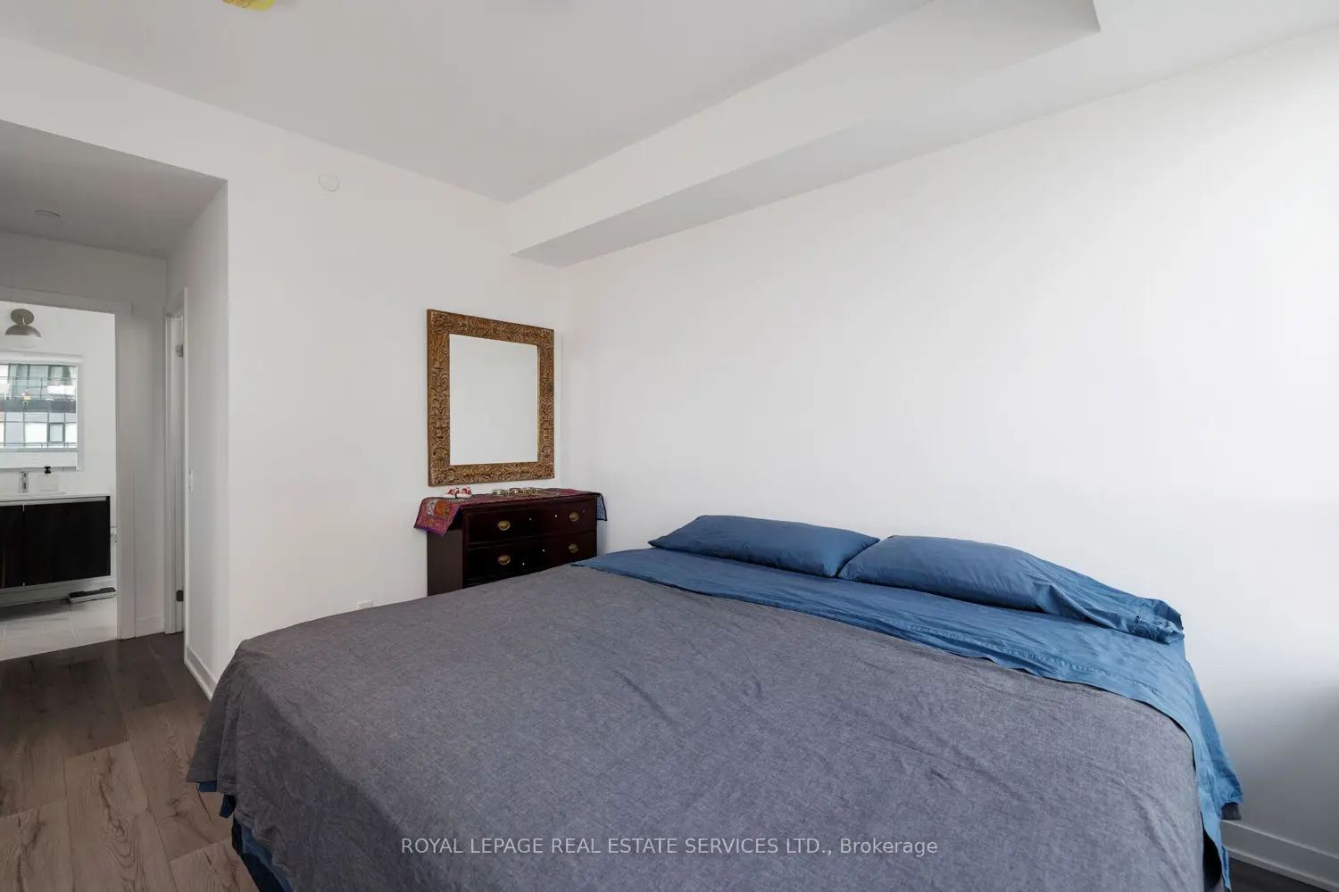 Additional image 15 of 405 Dundas Street 424