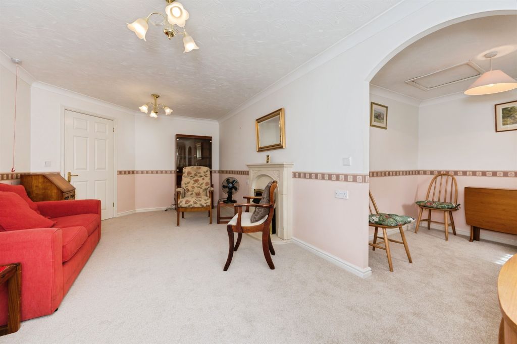 Additional image 9 of 1 bed flat for saleOakley Road, Southampton SO16