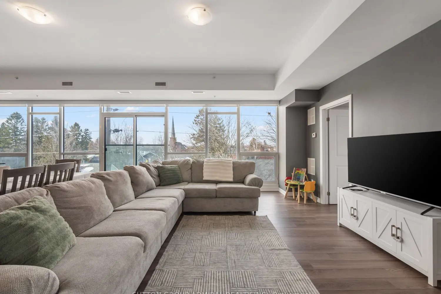 Additional image 7 of 109 King Avenue 301