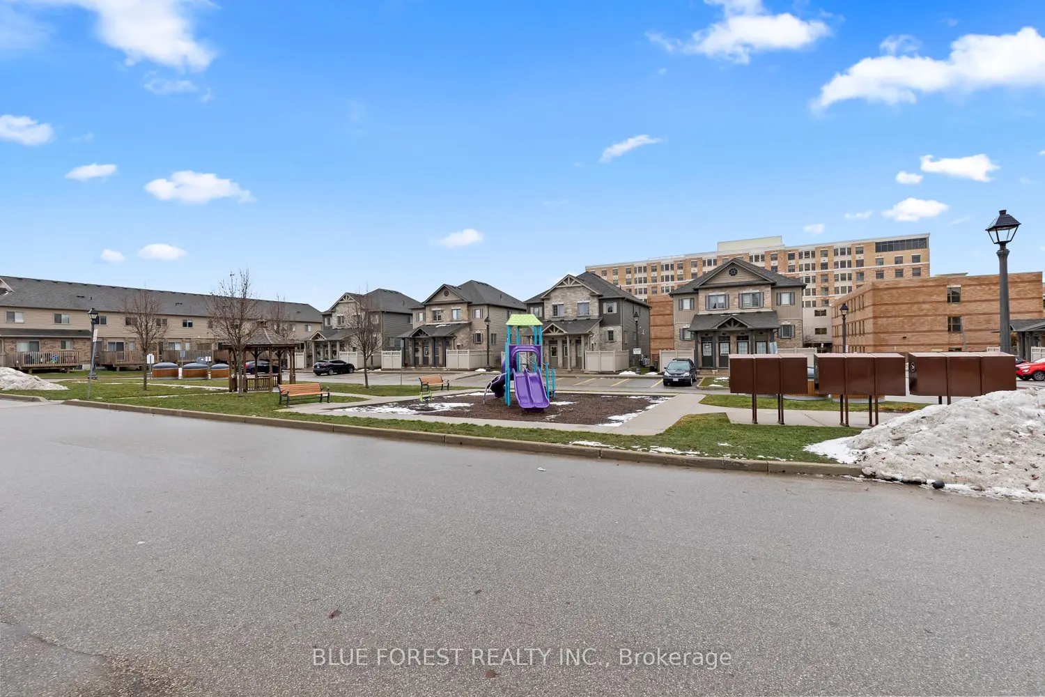 Additional image 18 of 3200 Singleton Avenue 50