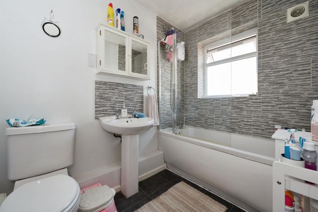 Additional image 5 of 2 bed terraced house for saleKern Close, Southampton SO16
